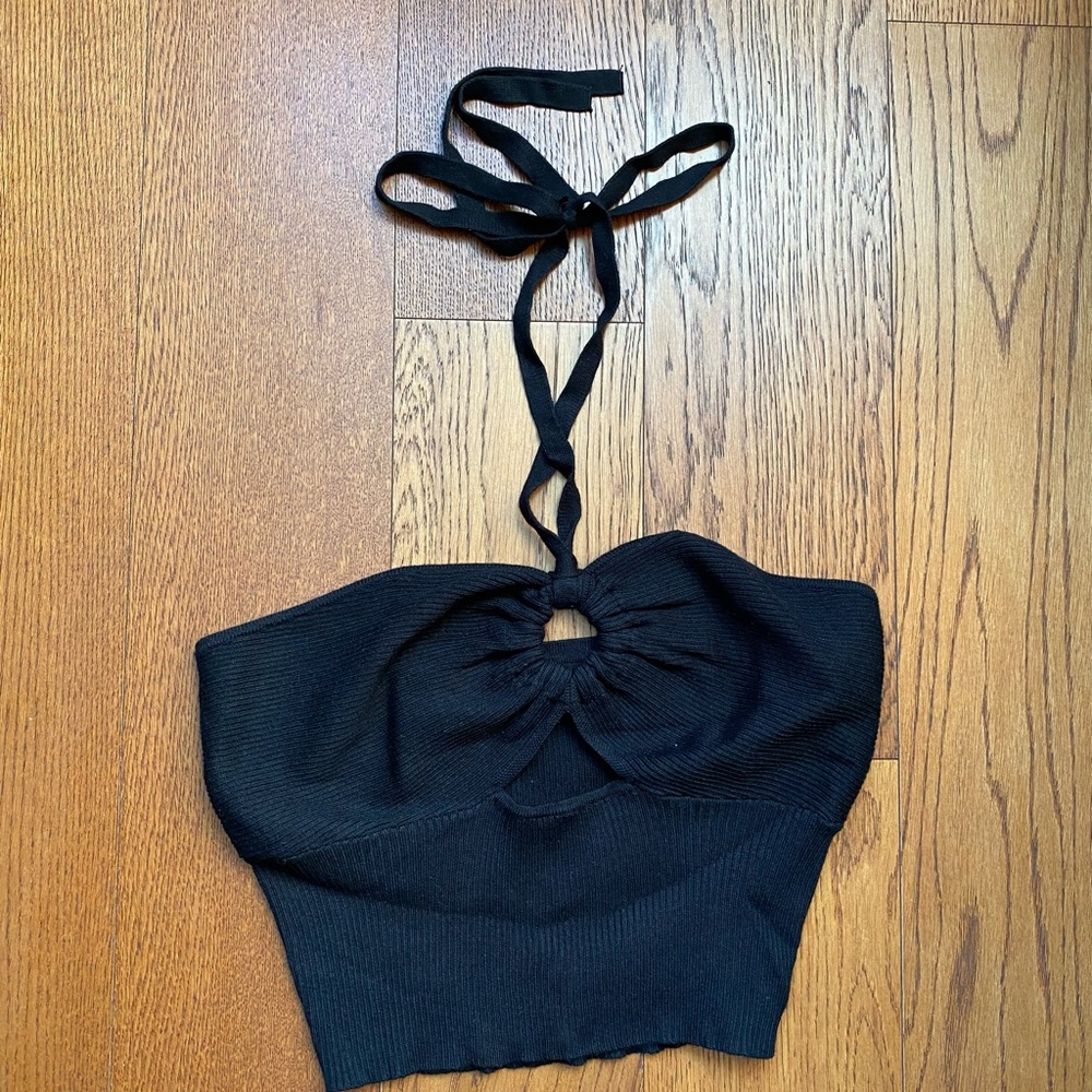Knit Halter crop top with breathable opening